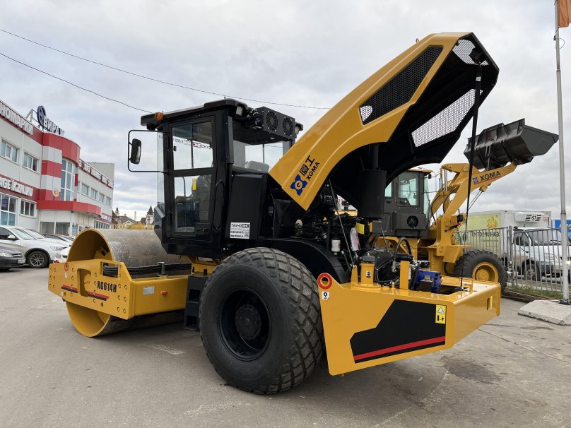 Каток XGMA xg614