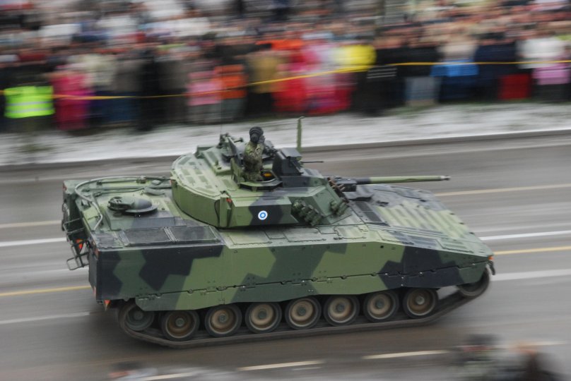 БМП cv90