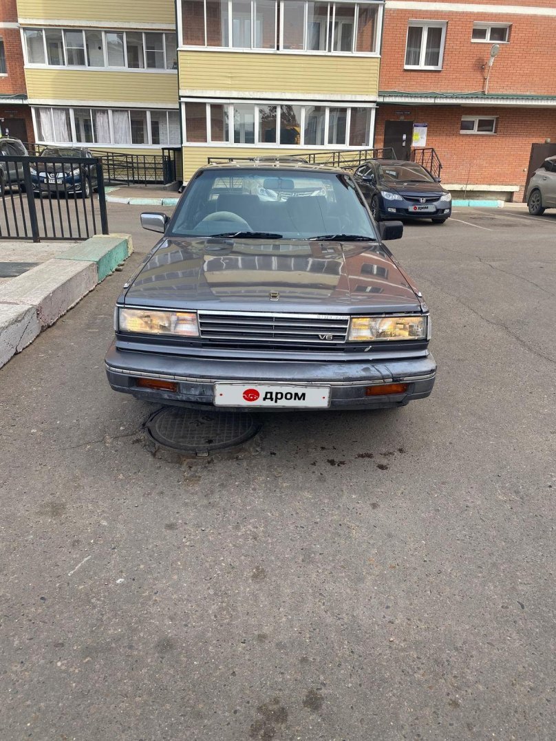 Ниссан Блюберд 1987