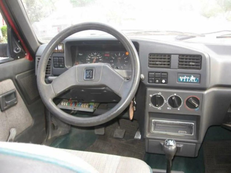 Пежо 309 салон