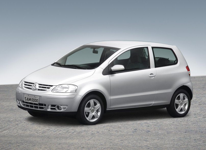 Фольксваген Фокс трехдверный