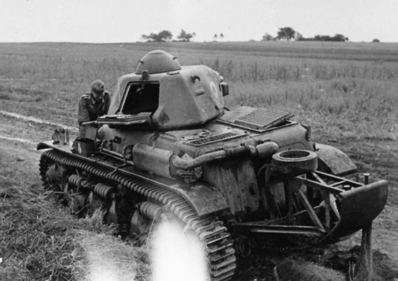 Танк Рено 35