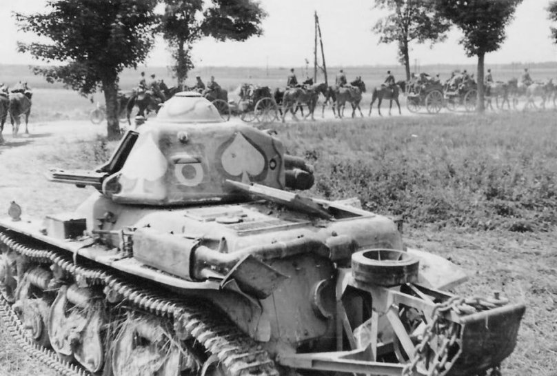 Рено r35 танк