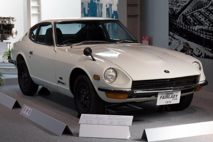 Nissan Fairlady z 432