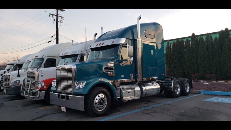 Фредлайнер Коронадо 2021