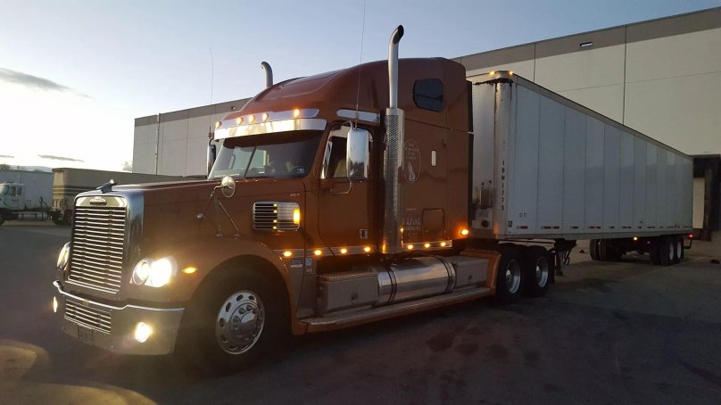 Фредлайнер Коронадо