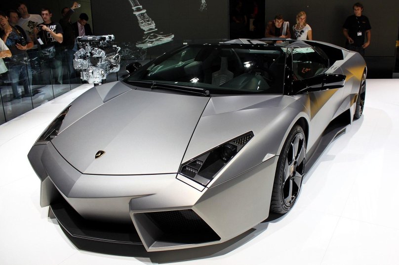 Ламборджини Reventon