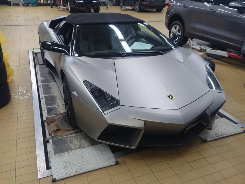 Lamborghini Reventón Roadster