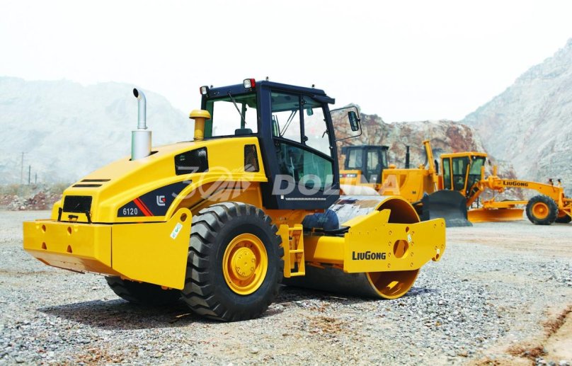 Каток грунтовый Liugong CLG 6612e