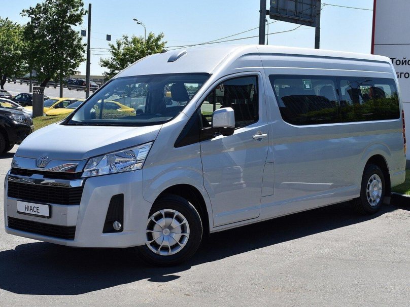 Toyota Hiace 2021