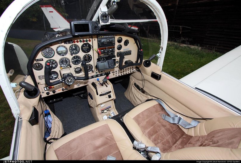 Socata Rallye 150st кабина