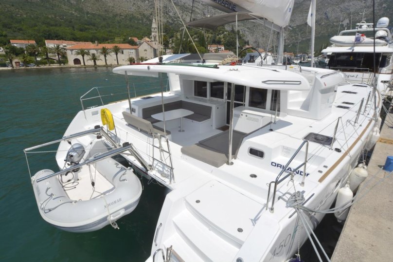 Катамаран Лагуна 450