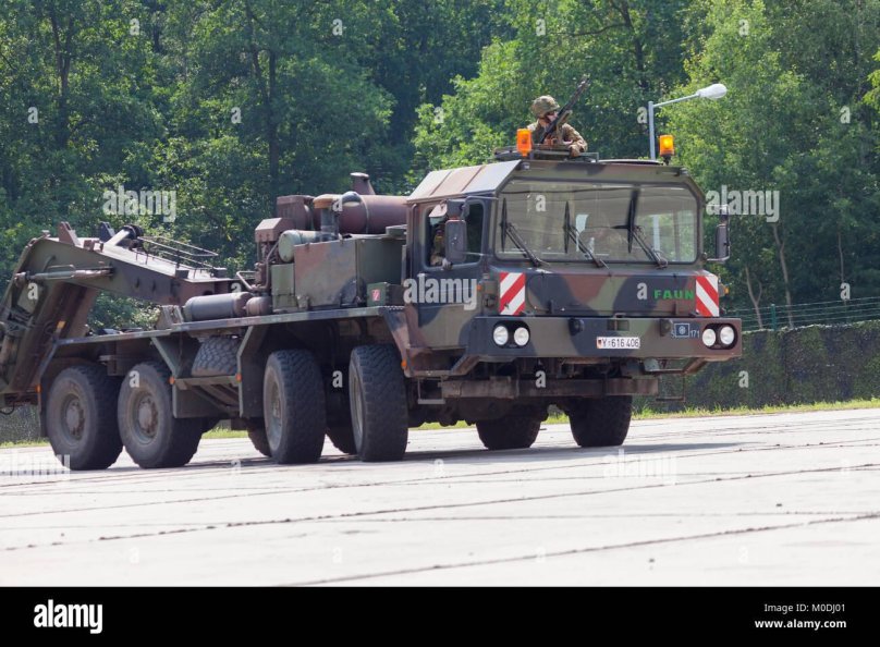 Faun SLT-56 Tank Transporter