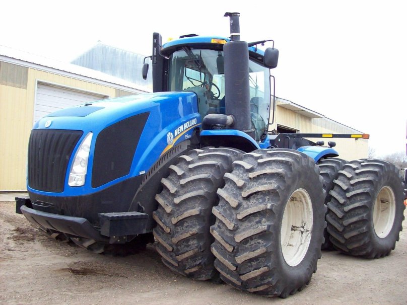 Трактор New Holland t9 615