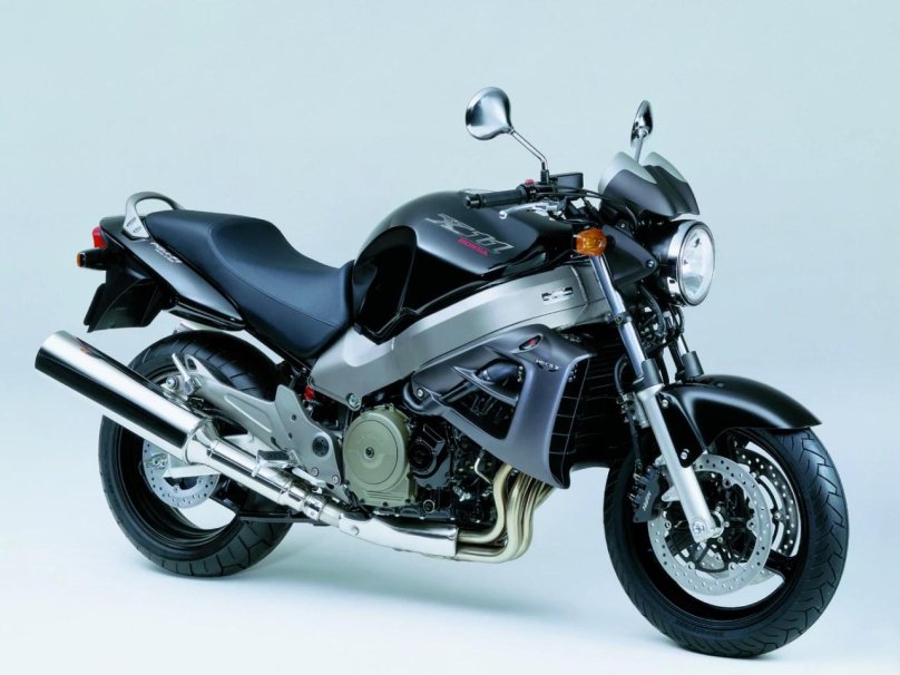 Honda x11 2001