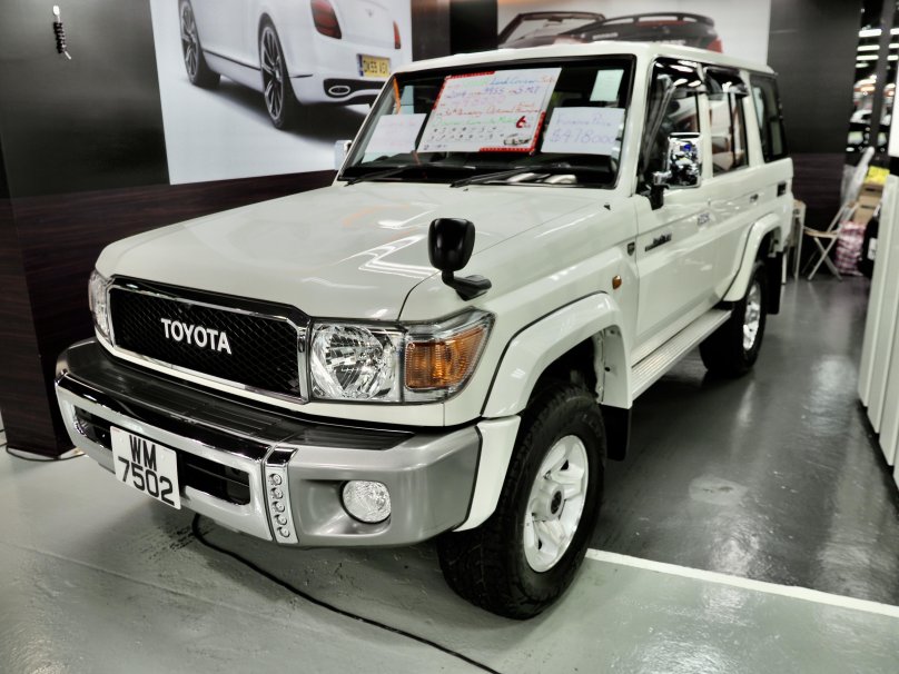 Toyota j70