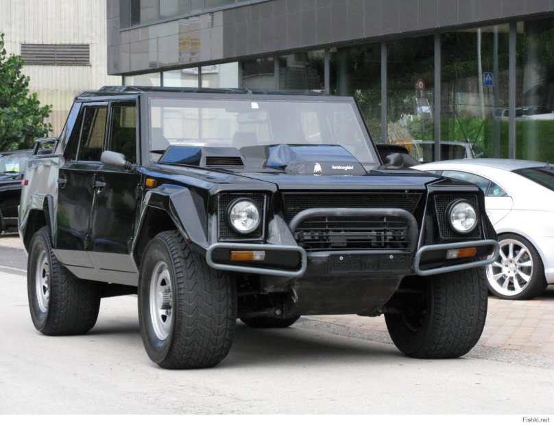 Внедорожник Ламборджини lm002
