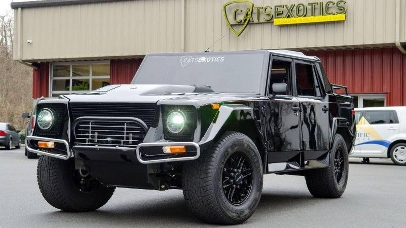 Lamborghini внедорожник lm002