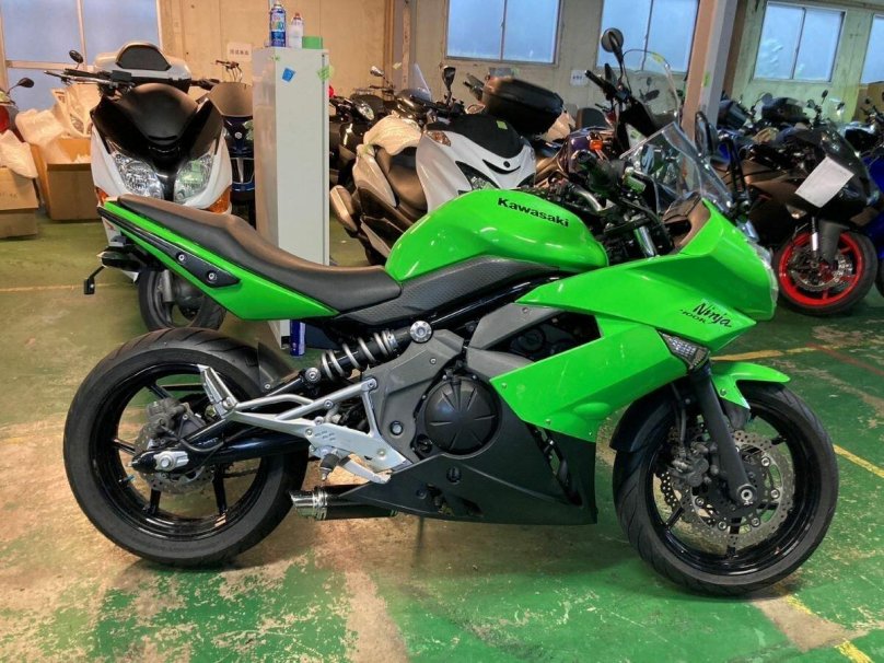 Kawasaki Ninja 400 2011 года