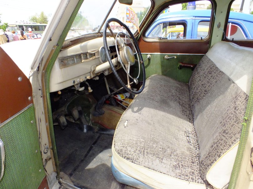ГАЗ-М-72 салон