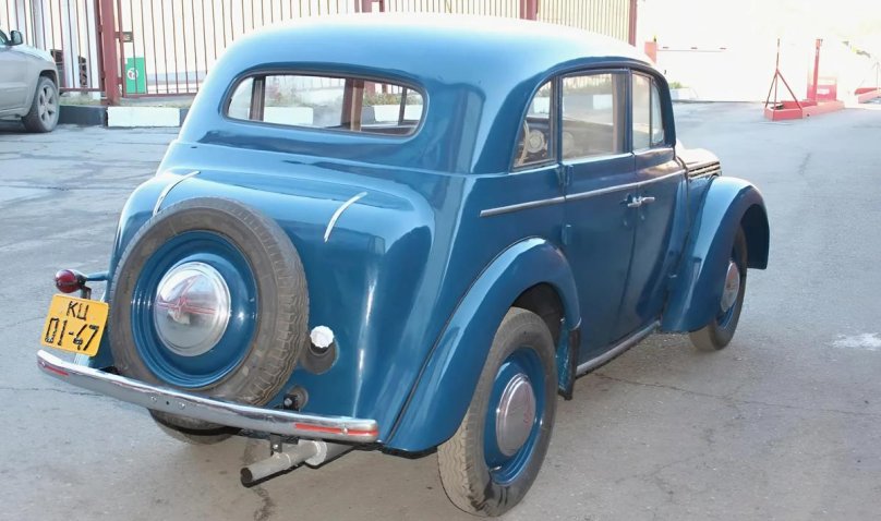 ИЖ Москвич-400