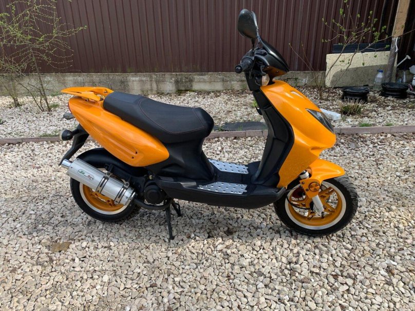 Скутер leader 50