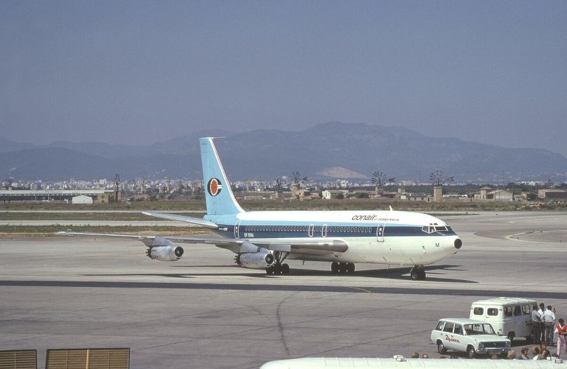 Боинг 720 фото