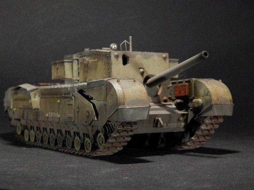 Черчилль Gun Carrier