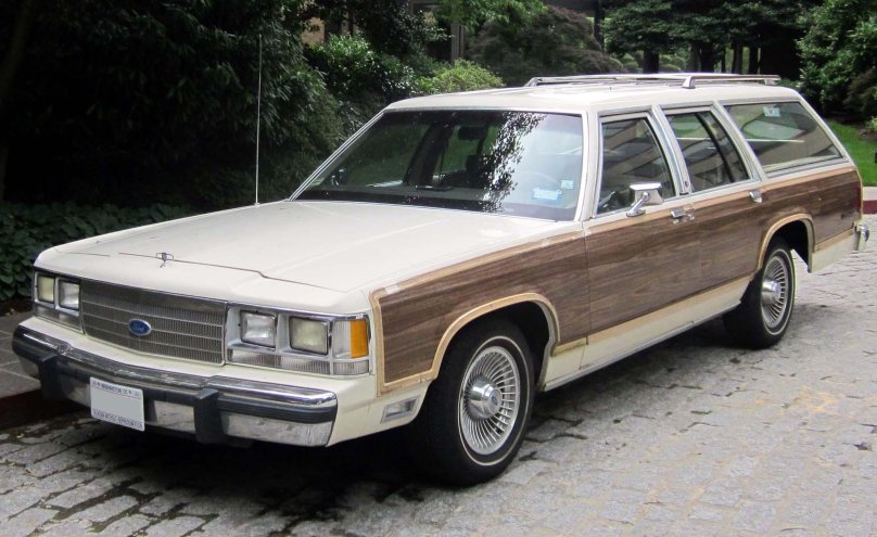 Ford Ltd Country Squire 1983