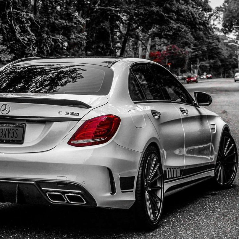 Mercedes Benz c63s AMG