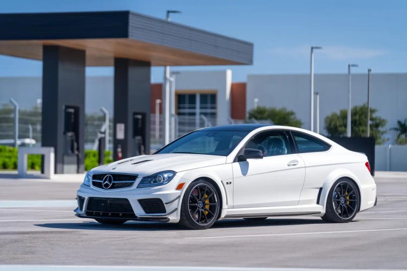 C63 AMG w204 Coupe