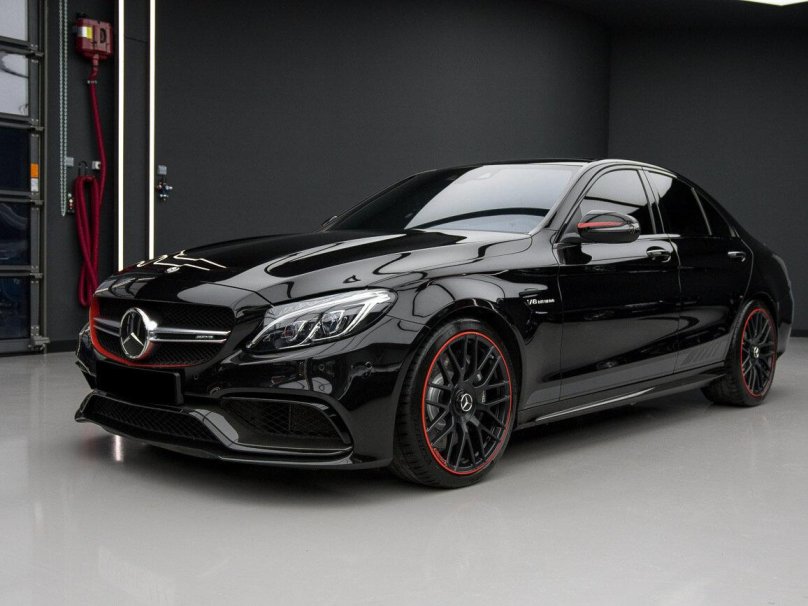 Мерседес ц 63 АМГ