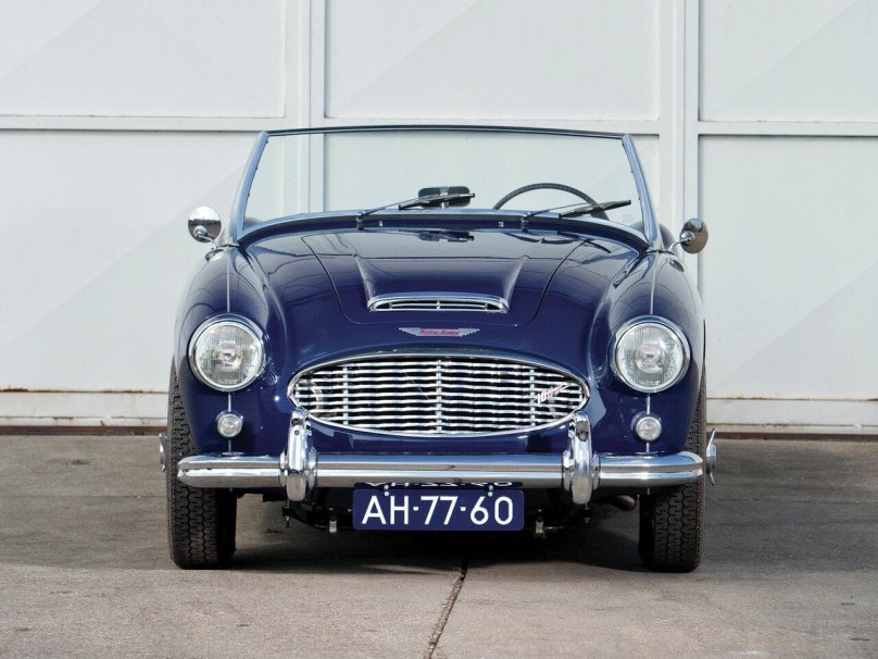 Austin Healey 100-6 1956