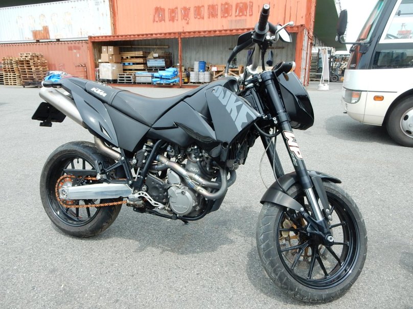 KTM Duke 640 колёсная база