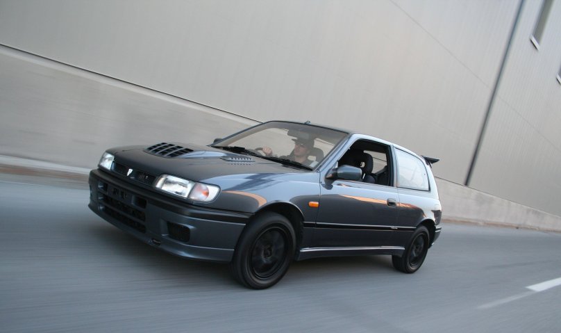 Nissan Pulsar GTI