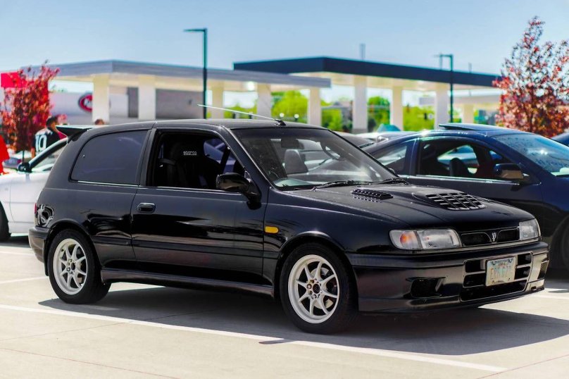 Nissan Pulsar GTI