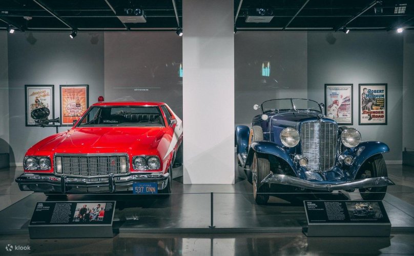 Выставка машин