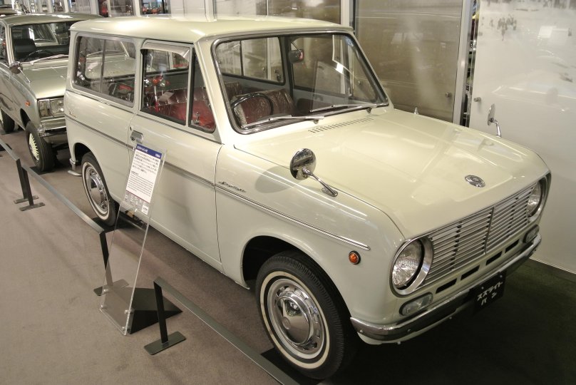 Mazda Carol 600