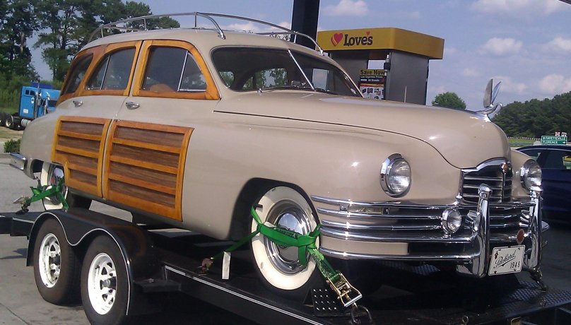 Packard 1948 Henney Ambulance