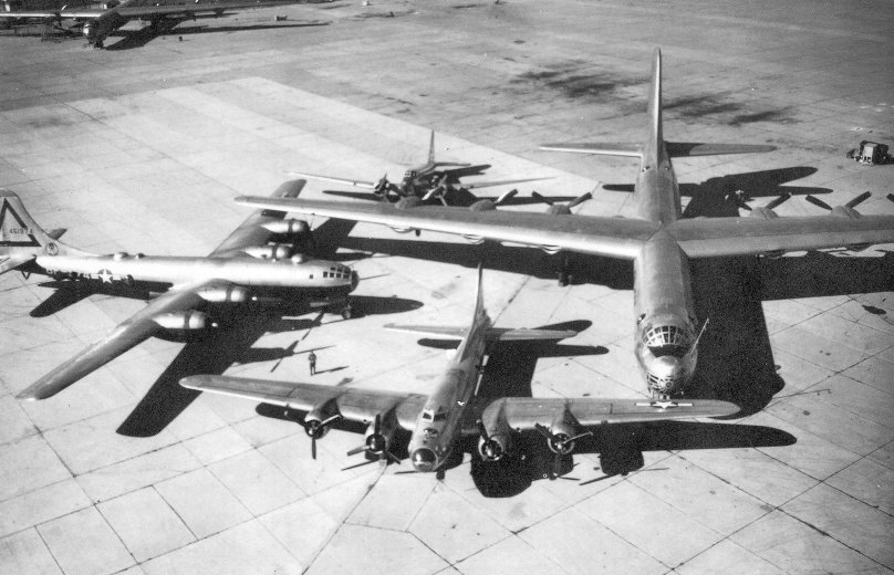 B17 бомбардировщик архивные