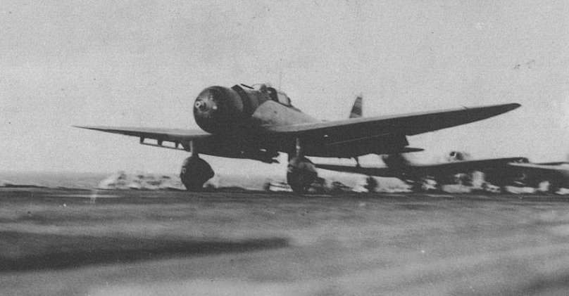 Пикирующий бомбардировщик Вэл