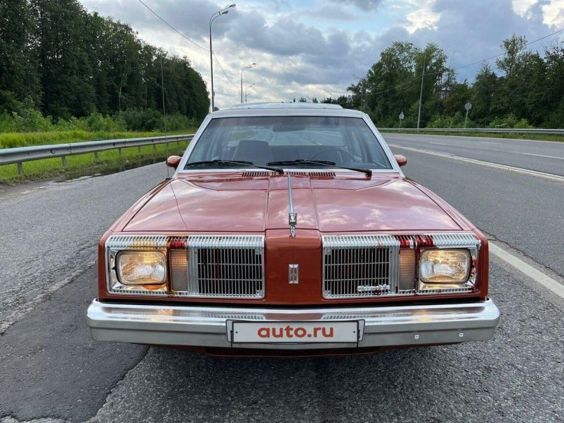 Олдсмобиль Омега 1981