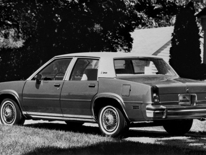 Олдсмобиль Омега 1981