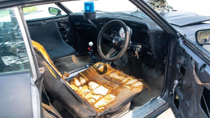 Mad Max v8 Interceptor