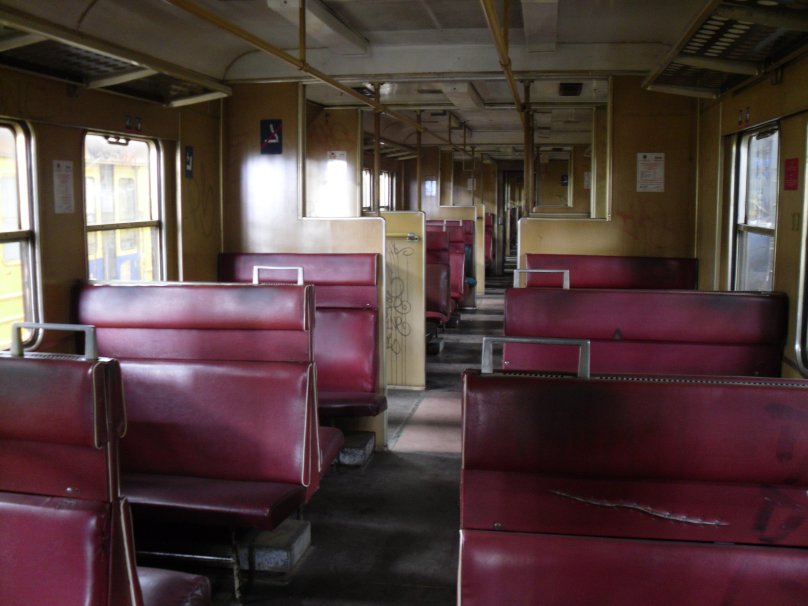 Вагон PAFAWAG интерьер