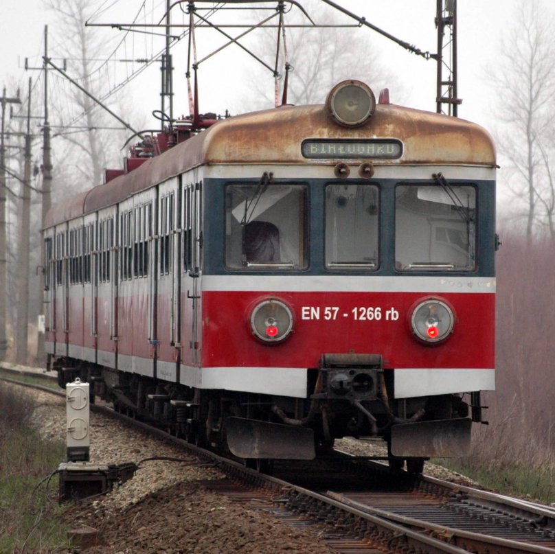 En57 электропоезд