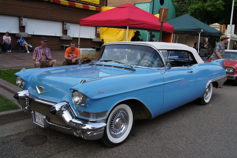 Cadillac Eldorado 57