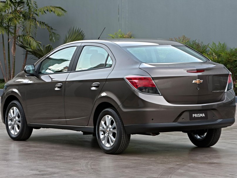 Шевроле Оникс 2013 седан