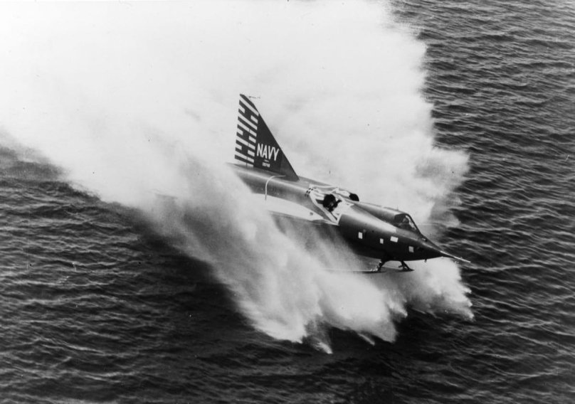 Си Дарт самолет