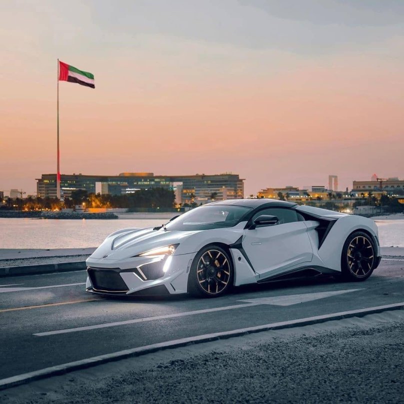W Motors Lykan Hypersport 2020